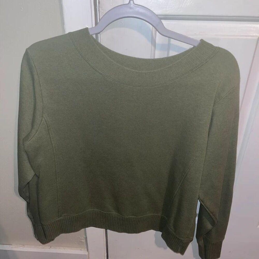 Hanes Olive Green Crewneck Sweatshirt Size Large Made in Mexico